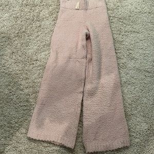 SKIMS SET NEW WITH TAGS!!!!